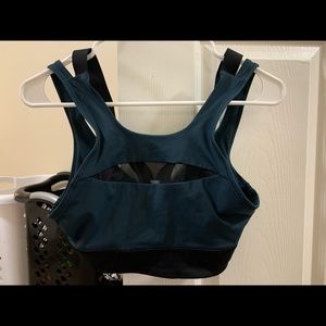 Lululemon Sports Bra size 6